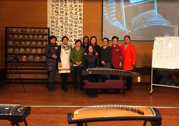 古箏協(xié)會組織參加揚州市和敬講堂古箏藝術交流活動